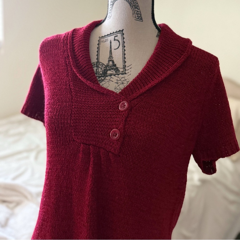 Burgundy short sleave sweater top